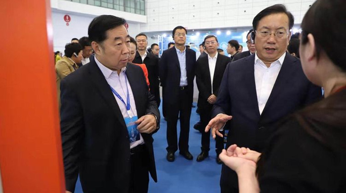 走进高端装备创新园,观赏国内前沿创新成果 走进高端装备创新园,观赏国内前沿创新成果