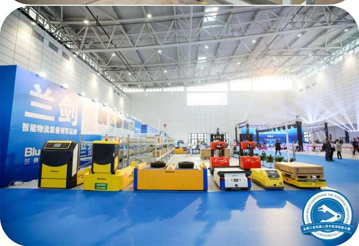 走进高端装备创新园,观赏国内前沿创新成果 走进高端装备创新园,观赏国内前沿创新成果