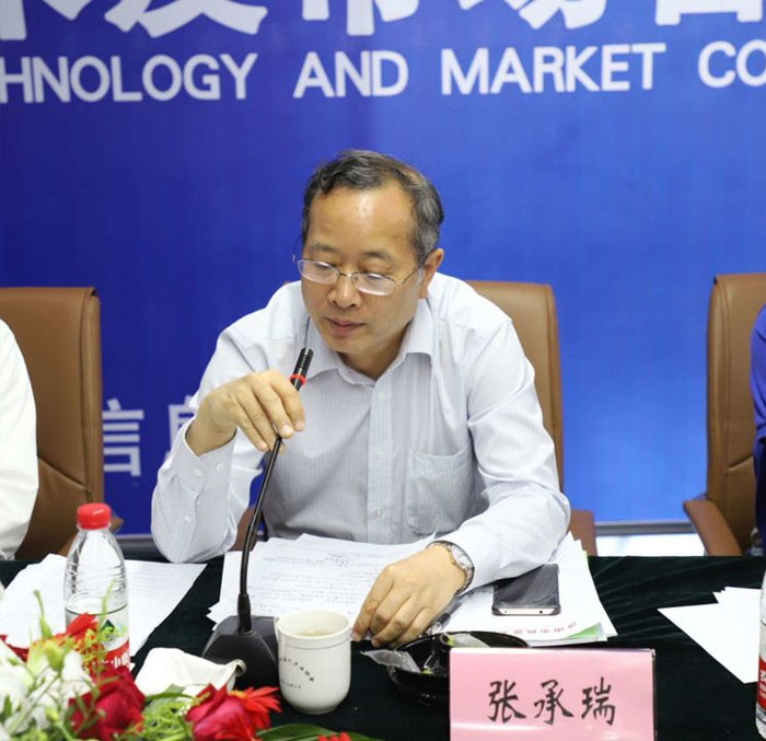 "智能制造产品技术及市场咨询会"在兰剑学院举行 "智能制造产品技术及市场咨询会"在兰剑学院举行