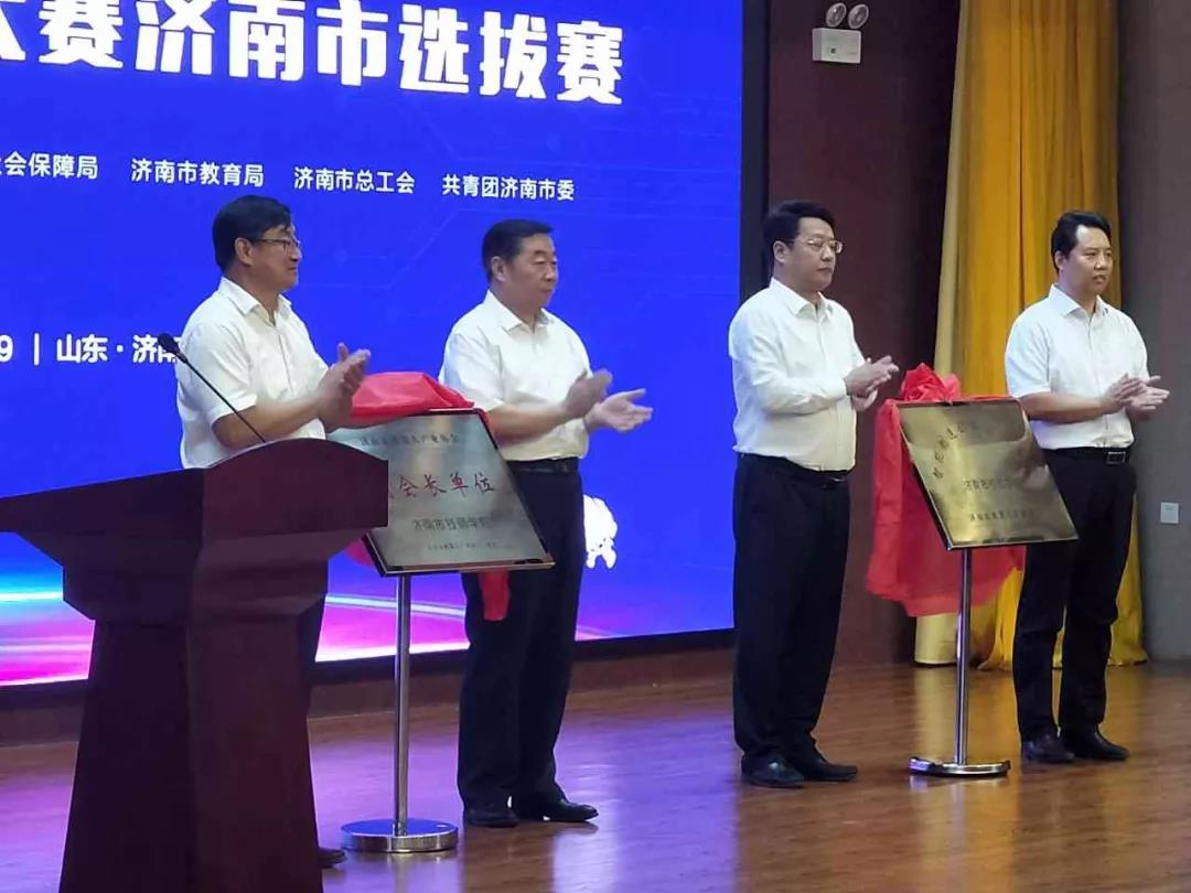 1727232773947619.jpg 1727232773947619.jpg