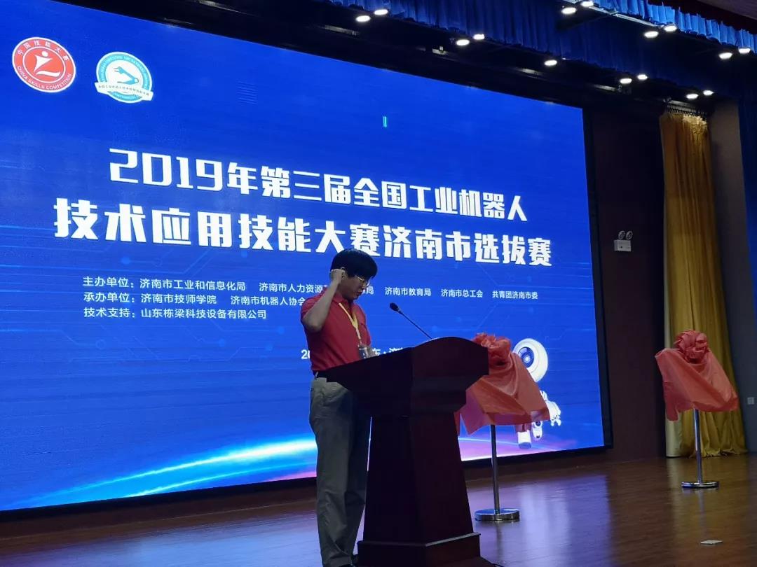 1727232796296207.jpg 1727232796296207.jpg