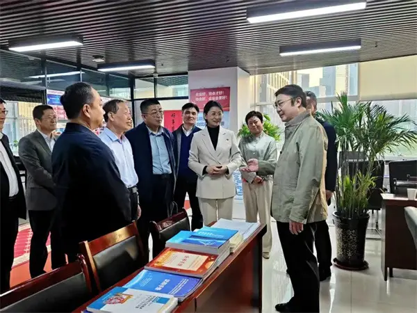 中共济南市委副书记杨峰到协会总部调研指导